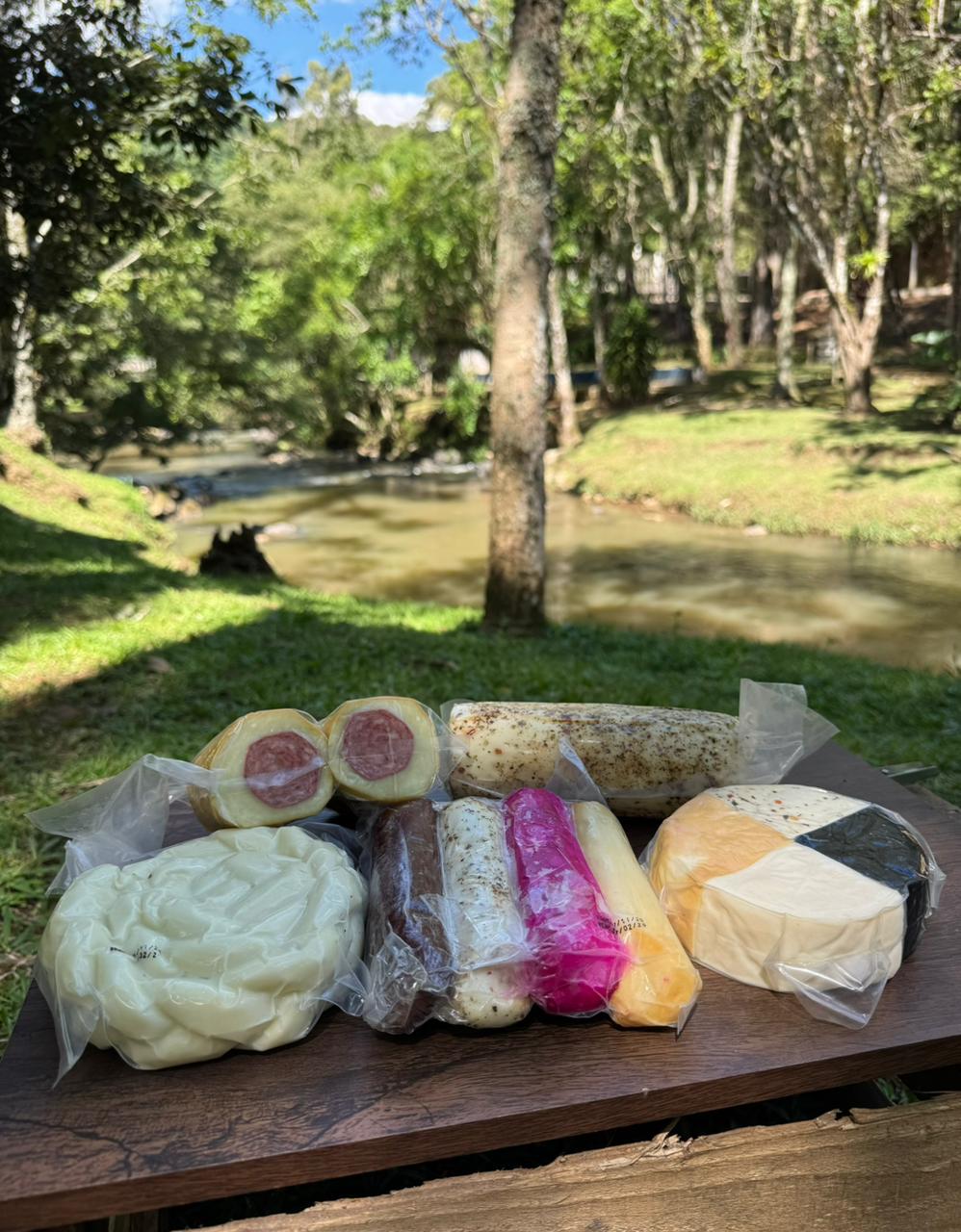 Pimentas mistas em conserva